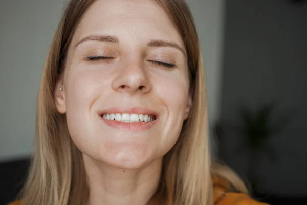 Girl Smiles Happily Shows Her Teeth Fotografia Stock