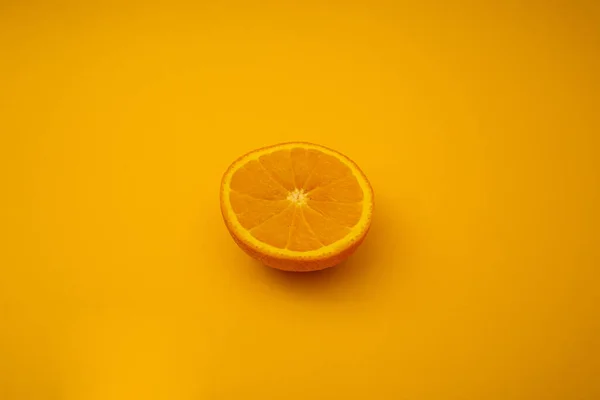 Turuncu arka planda turuncu, tek renkli.