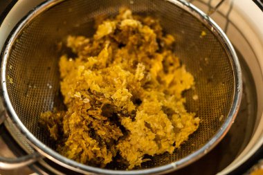 Balmumu, bal hasadından sonra