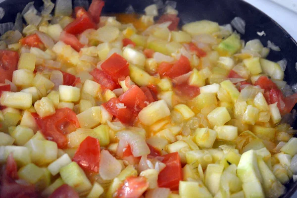 Healthy Food Delicious Vegetable Stew Tomatoes Zucchini Onions Cut Cubes — Fotografie, imagine de stoc