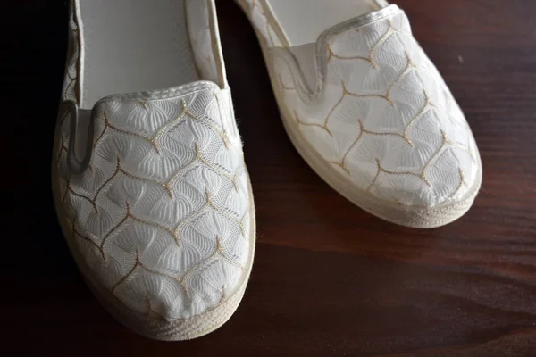 Women Summer Shoes Made Natural Woven Fabric White Flat Soles — Stockfoto