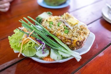 Pineapple Fried Rice, Tayland yemeği..