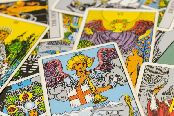 2019 Bangkok Thailand November Illustrative Editorial Rider Waite Tarot Cards — 스톡 사진