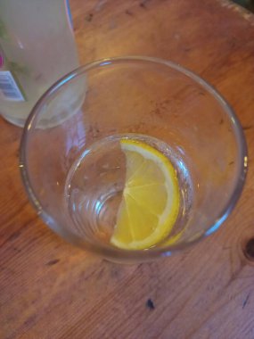 gözlük içmek gece evi hayatı