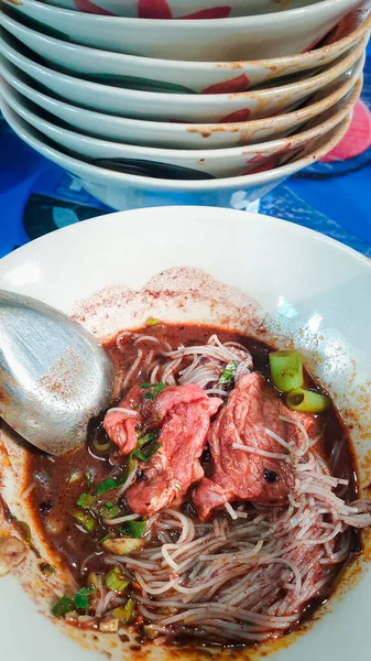 Braised Beef Clear Noodle Met Vlees Ballen Soep Stoofpot Ekaehla — Stockfoto