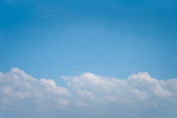 Cloudscape Cielo Natural Con Cielo Azul Nubes Blancas Cielo Utilizar —  Fotos de Stock