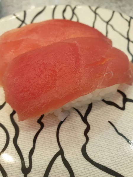 Japanisches Essen Verschiedenen Sushi Varianten Mit Algensalat Und Gari Ingwer — Stockfoto