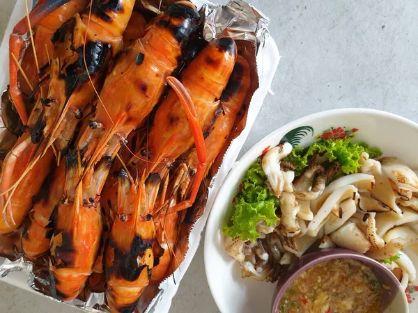 Grilled Shrimp Giant Freshwater Prawn Grilling Charcoal Premium Grade Display — Stock Photo, Image