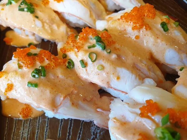 Cibo Giapponese Set Diversi Tipi Sushi Con Insalata Alghe Gari — Foto Stock