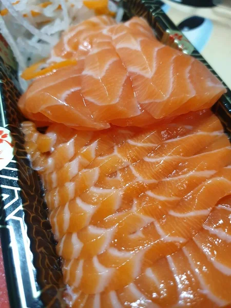 Japonské Jídlo Sashimi Losos Nastavit Různé Druhy Sushi Mořskými Řasami — Stock fotografie
