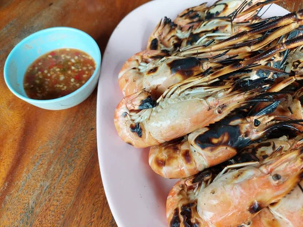 Grilled Shrimp Giant Freshwater Prawn Grilling Charcoal Premium Grade Display — Stock Photo, Image