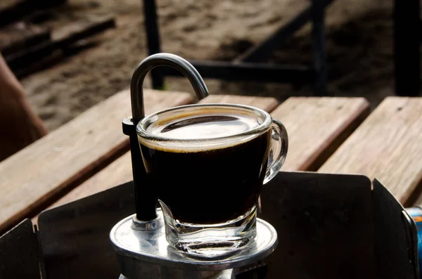 Single Stove Top Coffee Maker Aged Wooden Platform Espresso Shot — Zdjęcie stockowe