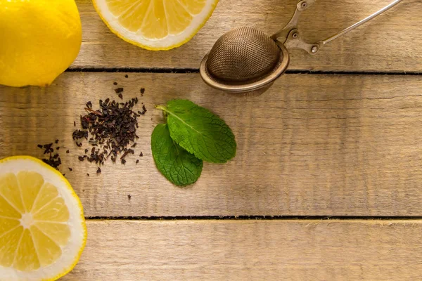 Інгредієнти Лимонного Ятного Чаю Альтернативна Медицина — стокове фото