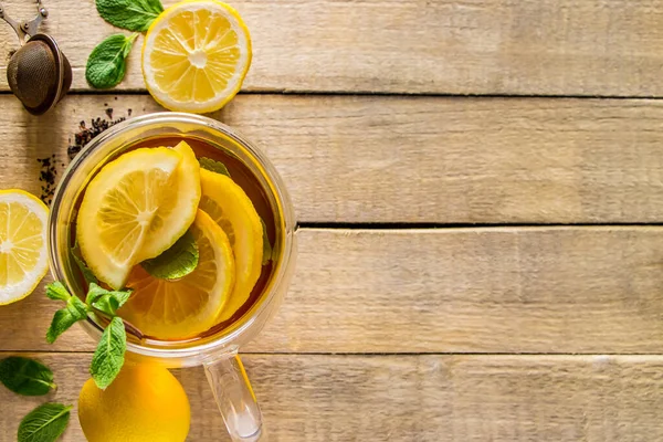 Tea Lemon Mint Transparent Cup Alternative Medicine Hot Drink Relaxation — Stock Photo, Image