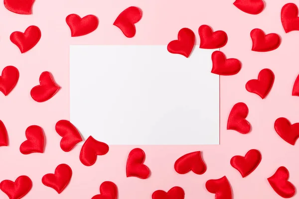Prázdné Přání Srdce Valentýna Vysmívat Růžovém Pozadí Royalty Free Stock Fotografie