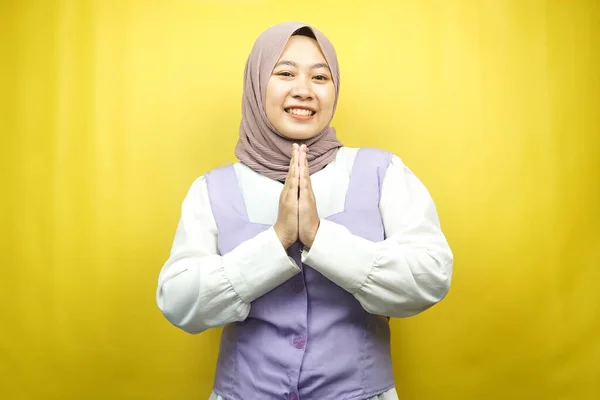 Bela Ásia Jovem Muçulmano Mulher Com Mãos Rosto Desculpas Sentindo — Fotografia de Stock