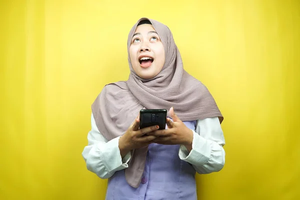 Beautiful Young Asian Muslim Woman Shocked Surprised Wow Expression Hand — Stock Photo, Image