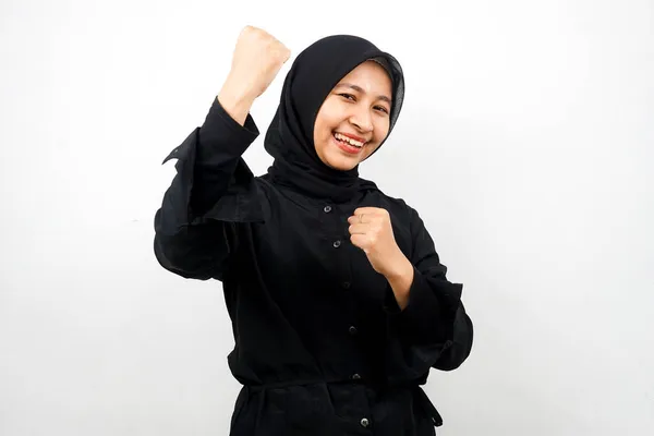 Wanita Muslim Asia Muda Yang Cantik Tersenyum Percaya Diri Antusias — Stok Foto