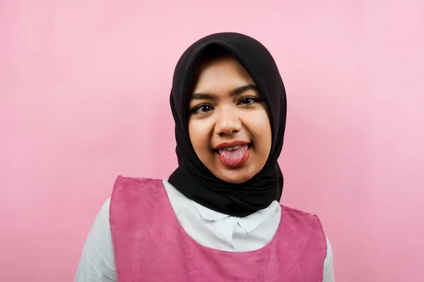 Close Dari Wanita Muslim Muda Yang Indah Terisolasi — Stok Foto