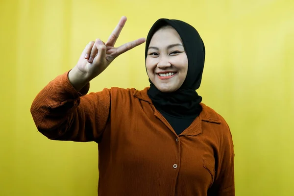 Hermosa Joven Mujer Musulmana Asiática Con Las Manos Firmadas Buen —  Fotos de Stock