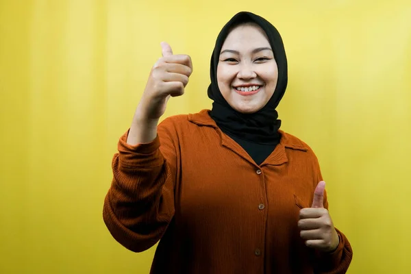 Gyönyörű Fiatal Ázsiai Muszlim Kezek Fel Oké Jel Siker Munka — Stock Fotó