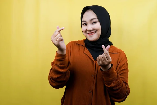 Schöne Junge Asiatische Muslimin Lächelnd Mit Koreanischem Liebeszeichen Hand Hand — Stockfoto
