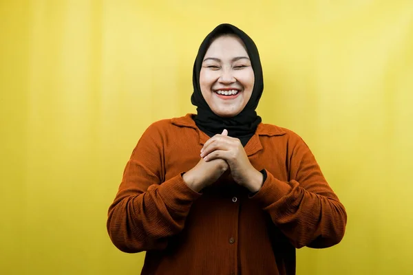 Belle Jeune Femme Musulmane Asiatique Choquée Surprise Wow Expression Isolée — Photo