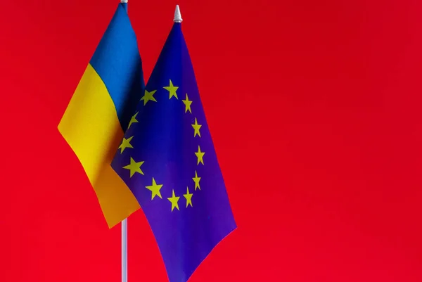 Vlajky Ukrajiny Evropské Unie Izolované Zblízka — Stock fotografie