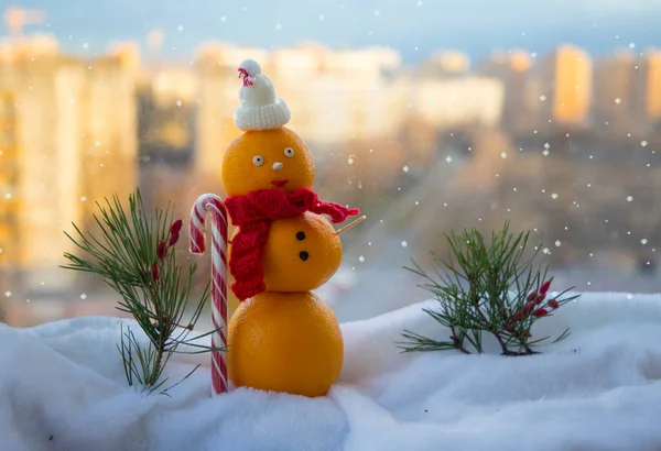 Christmas Window Decoration Snowman Made Tangerines — Stock Photo, Image