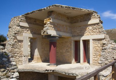 Knossos Sarayı, Minos döneminin mimari bir nesnesi.
