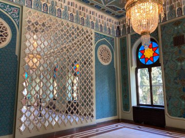 Tiflis Gürcistan - 10 Nisan 2022: Opera ve Bale Tiyatrosu adını Paliashvili iç mekanlarından almıştır.