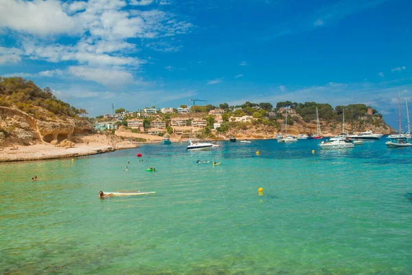 Bay Med Turkost Vatten Soligt Väder Medelhavet — Stockfoto