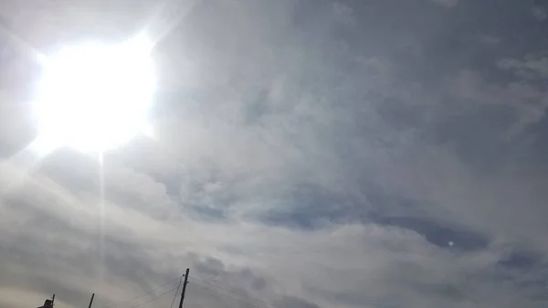 雲暖かい日の空気 — ストック写真