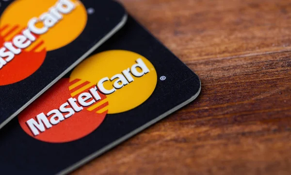 Mastercard Plastic Electronic Cards Wooden Background Closeup Macro Mastercard Worldwide — Photo