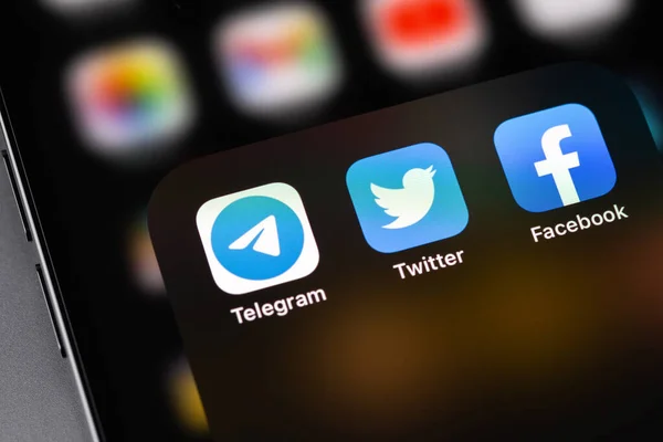 Telegram Twitter Facebook Социальные Сети Мобильных Мессенджеров Иконки Приложения Экране — стоковое фото