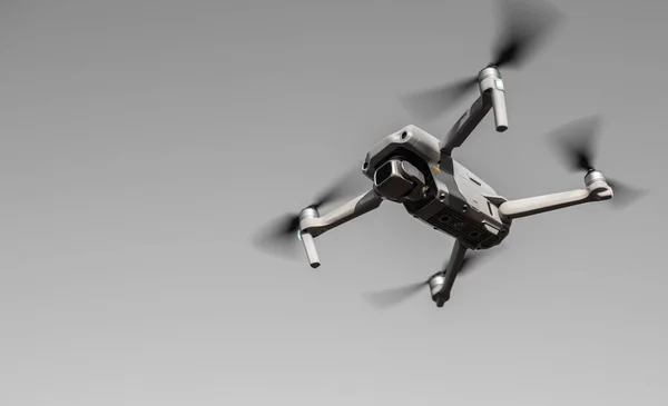 Drone Con Quadrocopter Con Telecamera Che Vola Aria — Foto Stock