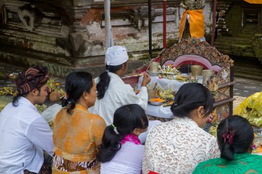 Ubud 'daki Bali Tapınağı Töreni