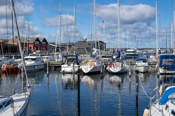 Porto de veleiro em Hundested, Dinamarca — Fotografia de Stock