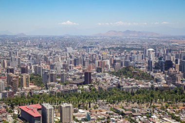 Santiago de Chile manzarası Cerro San Cristobal üzerinden görüldü