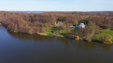 Danimarka, Zealand 'daki Bagsvaerd Gölü' nde Sophienholm