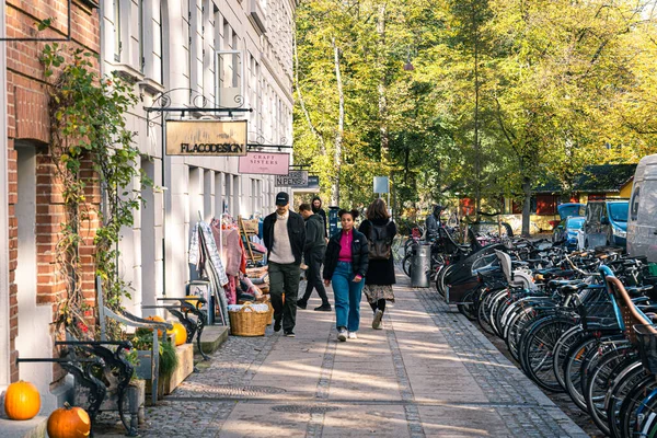 Copenhague Dinamarca Octubre 2022 Gente Tiendas Jaegersborggade Norrebro — Foto de Stock