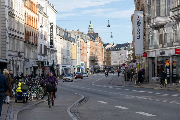 Κοπεγχάγη Δανία Οκτωβρίου 2022 Άνθρωποι Αυτοκίνητα Και Καταστήματα Στην Περιοχή Εικόνα Αρχείου