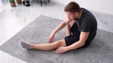 sert egzersiz gerilimli erkek spor salonu karantinası