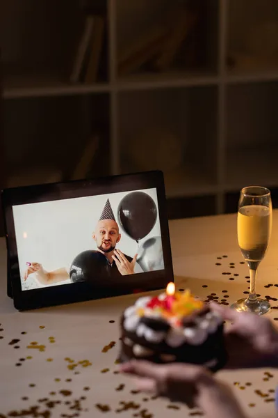 Святкова вечірка онлайн день народження віртуальне привітання — стокове фото