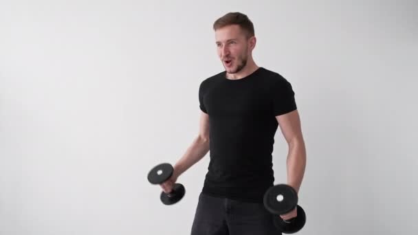 スポーツインスピレーション運動選手の体重ジムのリフティング — ストック動画