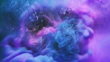 renk patlaması logosu yanardöner pembe sisi gösteriyor