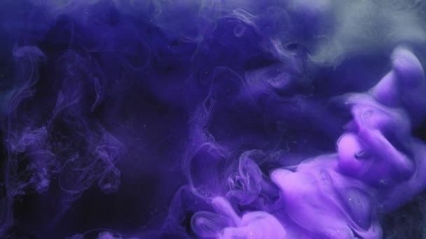 Tinta água fluxo tempestade nuvem azul roxo poeira vapor — Vídeo de Stock