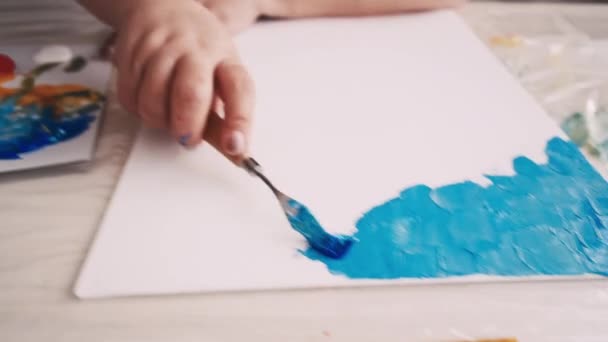 Abstraktní malba obrazu proces tvůrčí studio — Stock video