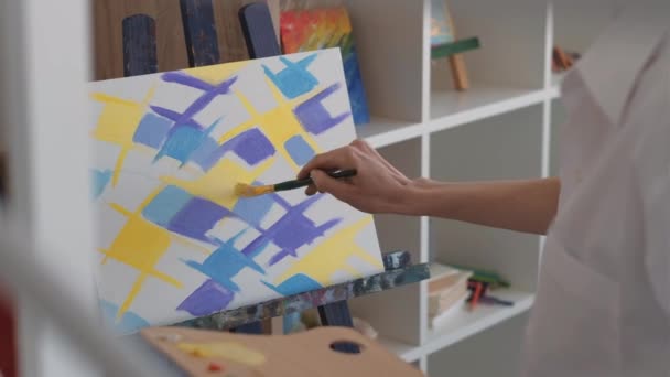 Proceso de pintura inspirado hobby lección de arte — Vídeo de stock