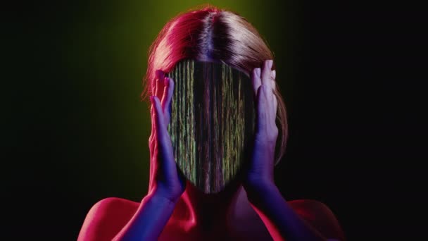 Stress ångest sinne kontroll glitch ansiktslös kvinna — Stockvideo